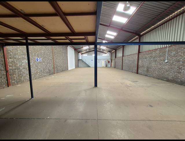 360M² FACTORY FOR SALE IN ANDERBOLT